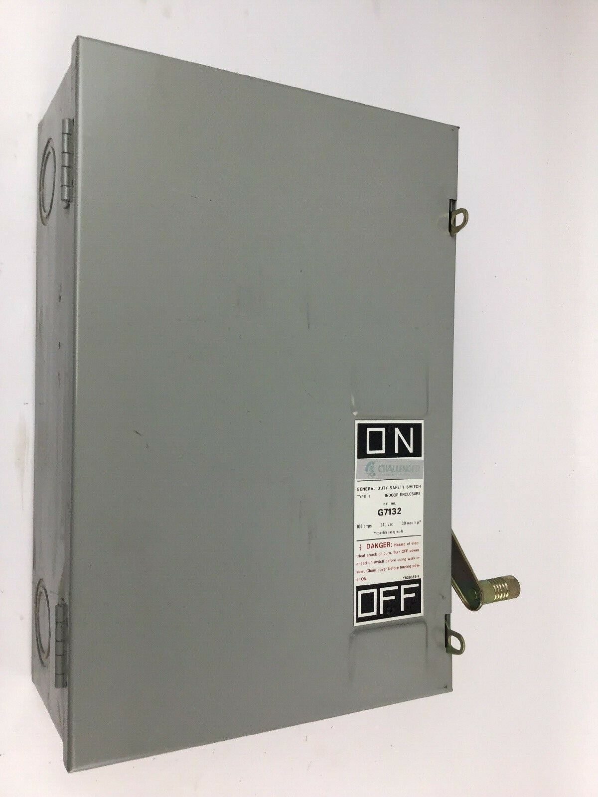 FEDERAL PACIFIC/CHALLENGER GEN DUTY SAFETY SWITCH G7132 100AMP 240VAC/250VDC