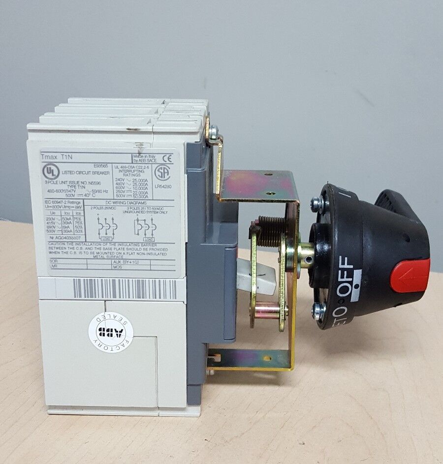 ABB E93565 TMAX 277-600Vac/500Vdc 15A 3P Circuit Breaker