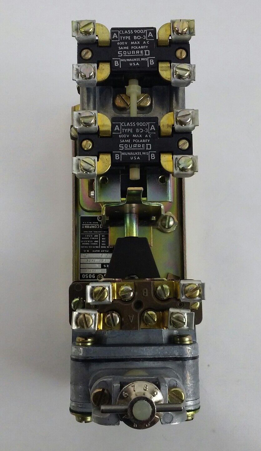 Square D 9050 BO-6E Timing Relay - Class 9050, Type BO-6E, Series D