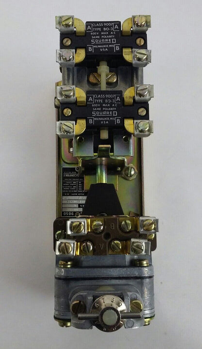 Square D 9050 BO-6E Timing Relay - Class 9050, Type BO-6E, Series D