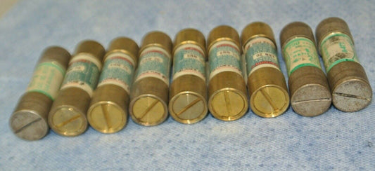 LOT of 9 / ECONOMY ERN20 & SHAWMUT RF20 RENEWABLE FUSES 30A / 250V NEW SURPLUS