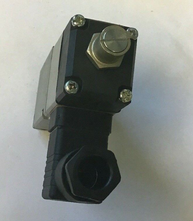 SMC VS4114-003DP VALVE 110VAC 130V/60HZ