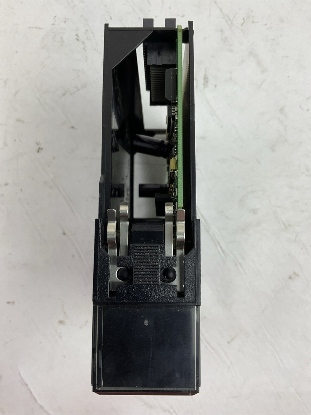 ALLEN BRADLEY 1756-OB16E SER A FW 3.3 CONTROLLOGIX 16 POINT D/O MODULE