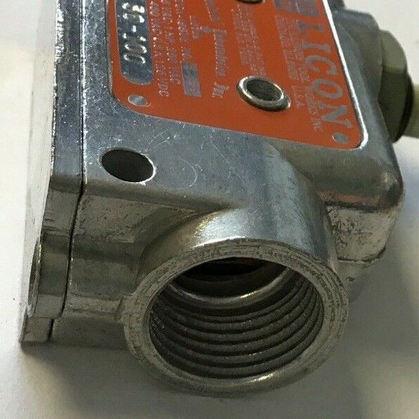 LICON SWITCH 30-100 SNAP SWITCH 480VAC 125VDC 15A 1HP