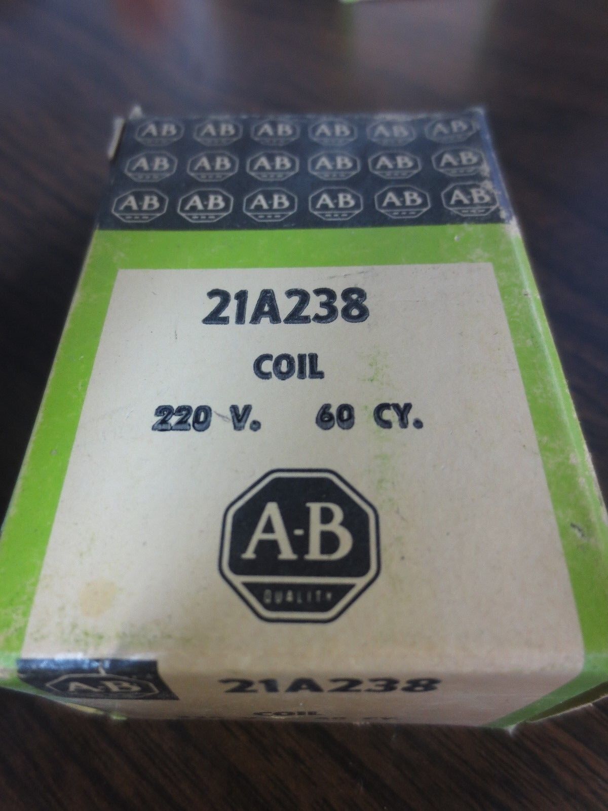 ALLEN-BRADLEY 21A238 COIL 220V, 60Hz - NEW SURPLUS