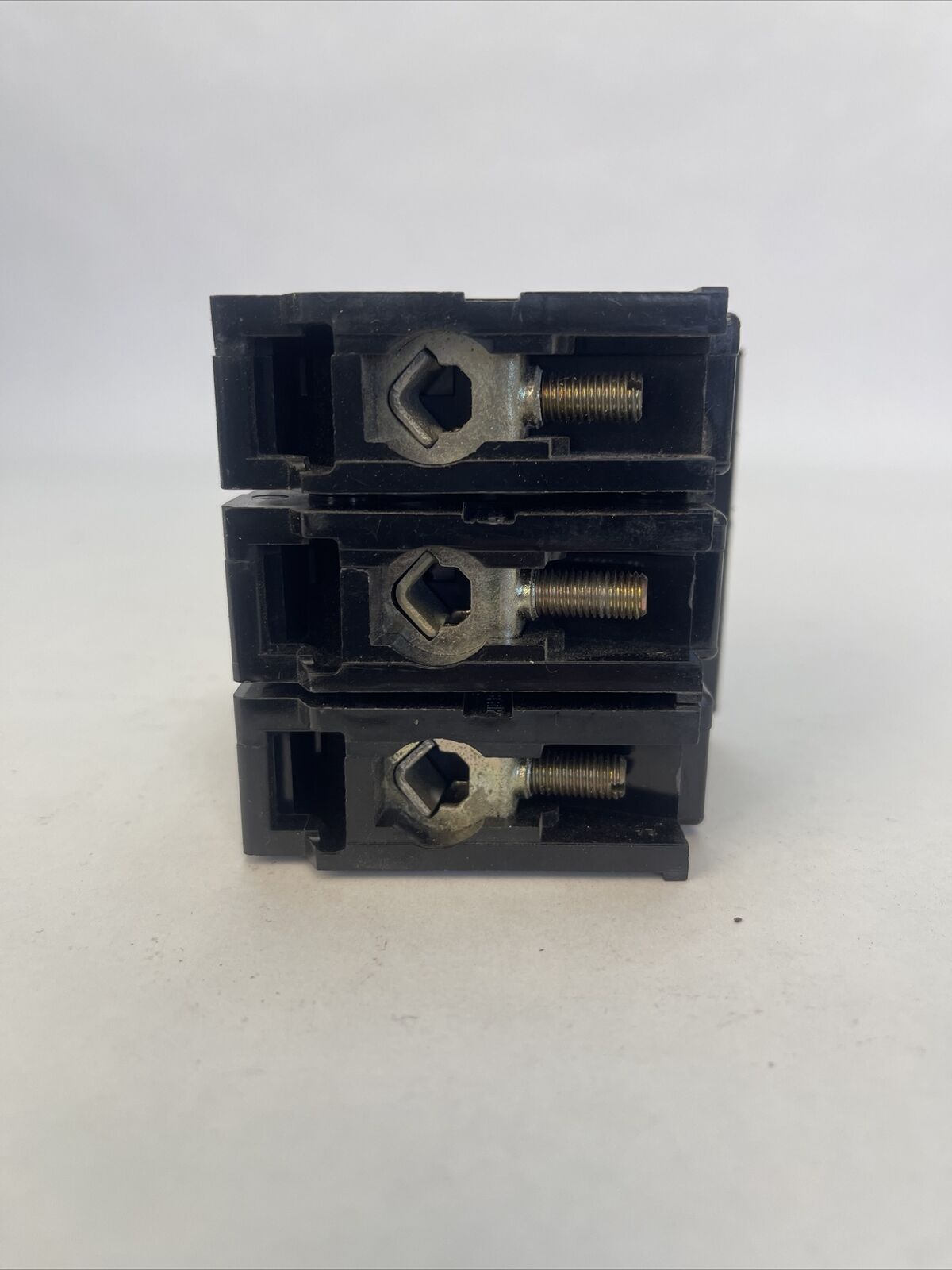 CHALLENGER CBB3015H CIRCUIT BREAKER 15AMP 240VAC 3POLE