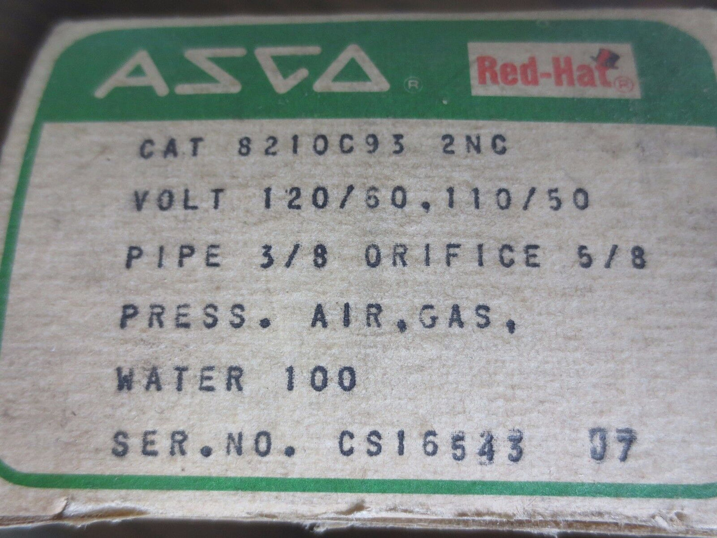 ASCO 8210C93 SOLENOID VALVE 120V, 3/8" PIPE, 5/8" ORIFICE, 100psi - NEW SURPLUS