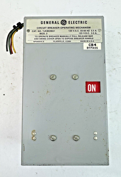 GE - TJKMOMA1 MOD. 2 - CIRCUIT BREAKER OPERATING MECHANISM - 120 VAC, 5.5 A