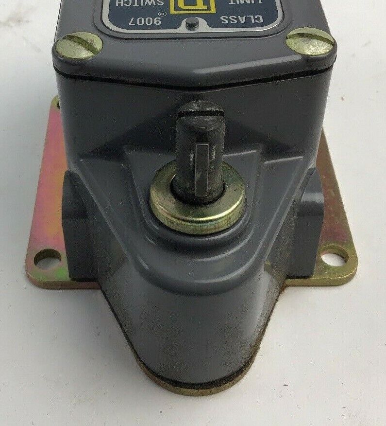 SQUARE D 9007 TSC1 MACHINE TOOL LIMIT SWITCH 600V MAX  NEMA TYPE2&5 ENCLOSURE