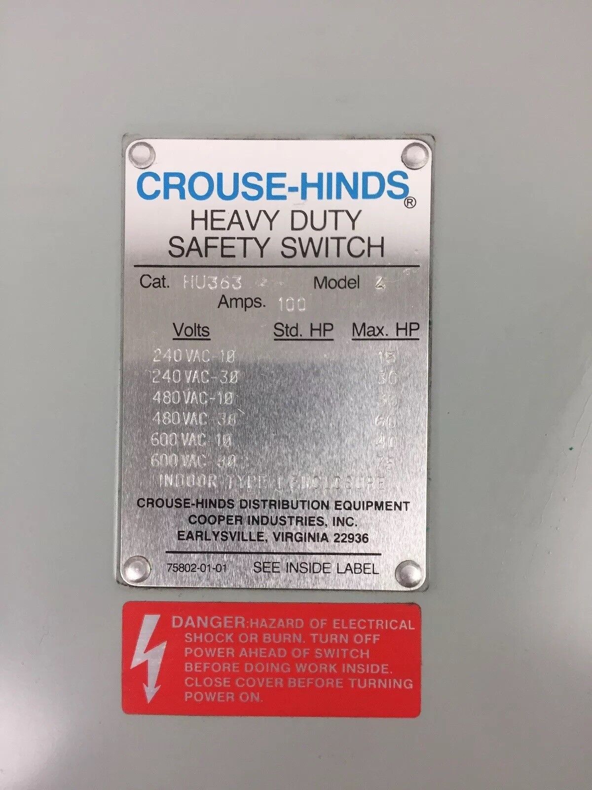 CROUSE-HINDS HU363 SAFETY SWITCH HEAVY DUTY 100A 600VAC 3 POLE TYPE 1 ENCLOSURE