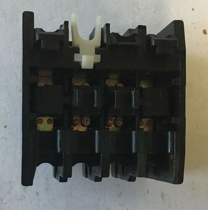 ABB CA7-22E AUXILIARY CONTACT 2N0-2NC 600VAC 10A