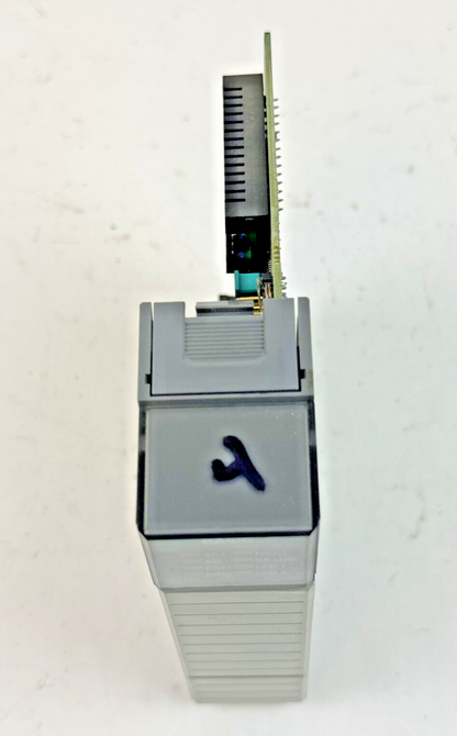 ALLEN-BRADLEY - 1746-BAS SER. C REV. A FRN: 6 - SLC 500 BASIC MODULE