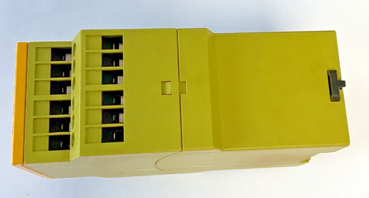 PILZ PNOZ X4 24VDC 3N/O 1N/C SAFETY RELAY 2,5W