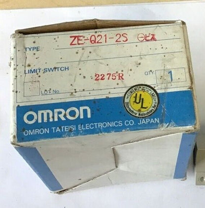 OMRON ZE-Q21-2S LIMIT SWITCH 250VDC 480VAC 15A 1/2HP