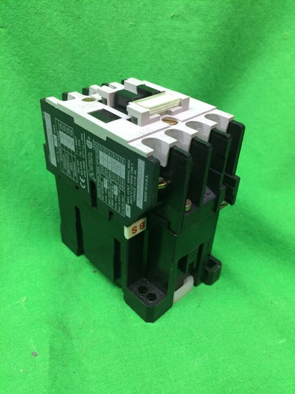 ALLEN BRADLEY 100-A09ND3 CONTACTOR SERIES B 9 AMP