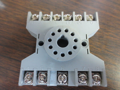 OMRON H3CA-A TIMER RELAY w/ POTTER & BRUMFIELD BASE 27E892