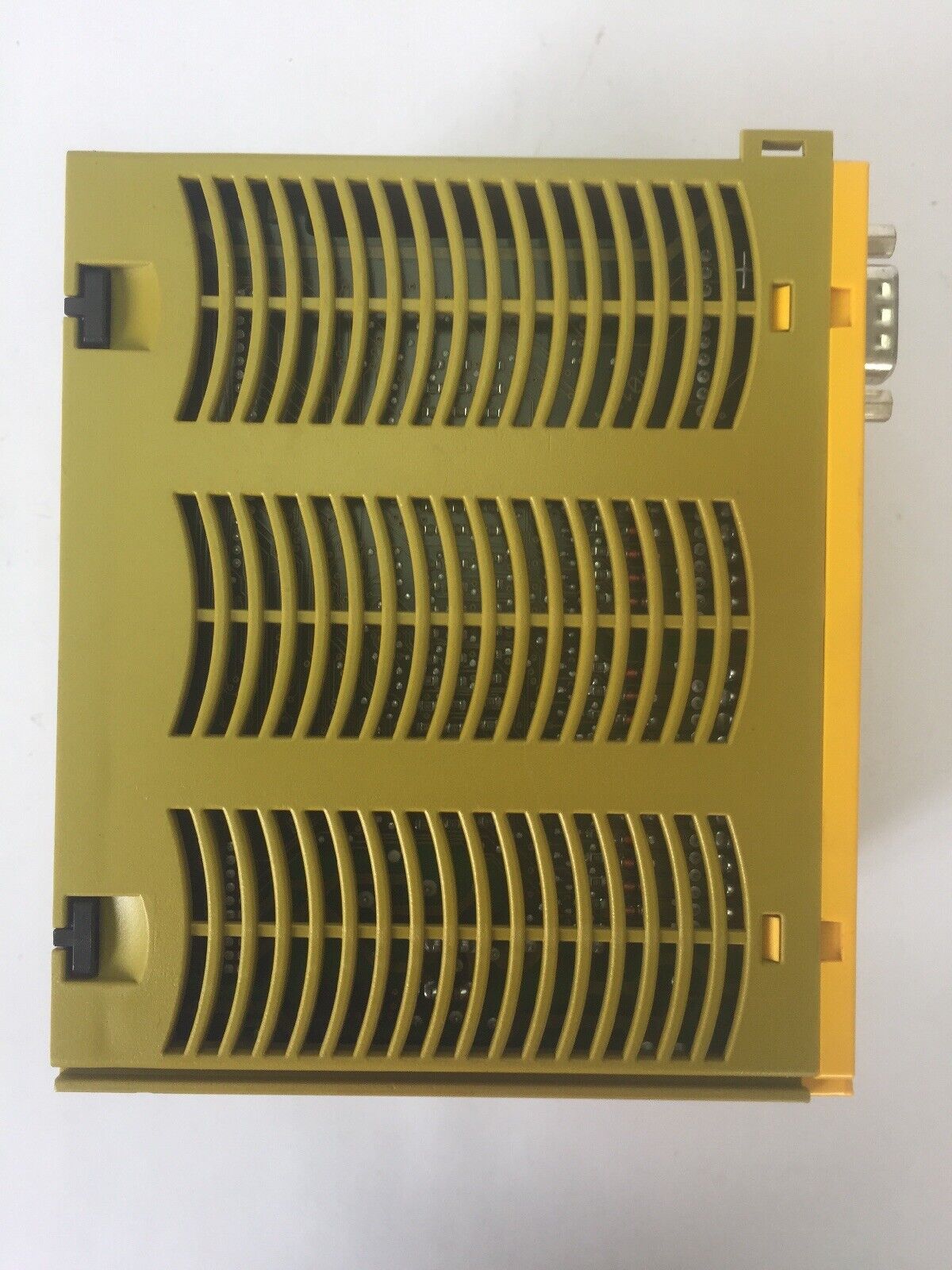 Pilz PNOZ M1P Safety Relay Base Unit VDC/6A 240VAC/6A
