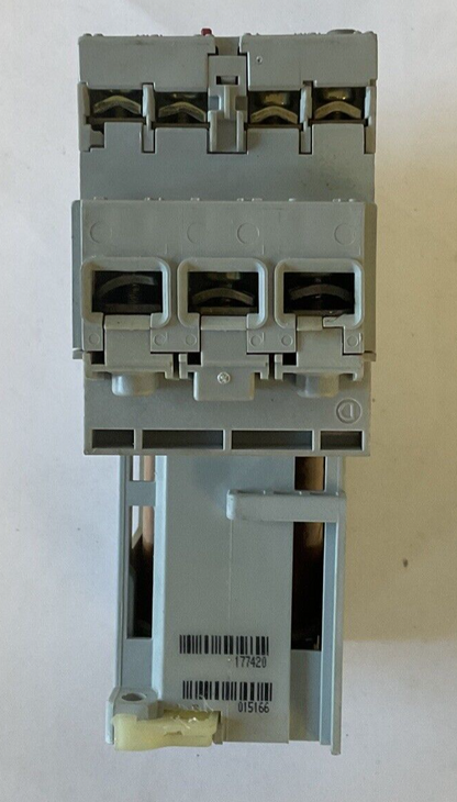 ALLEN BRADLEY 100-C-23Z*10 CONTACTOR W/ 193-ES2CB OVERLOAD SER.C 600VAC 30A