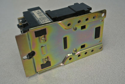 ALLEN-BRADLEY 700-BR400A1 / TYPE BR AC CONTROL RELAY / 4 NO / 120V / NEW SURPLUS