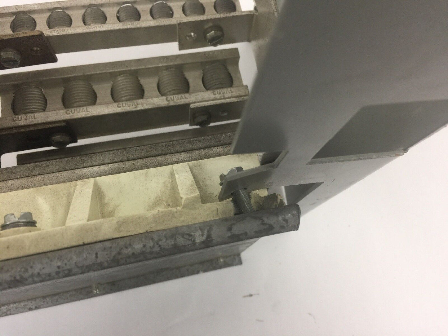 GE SPECTRO SERIES ANK120 NEUTRAL ASSEMBLY MOD 1 1200A MAX