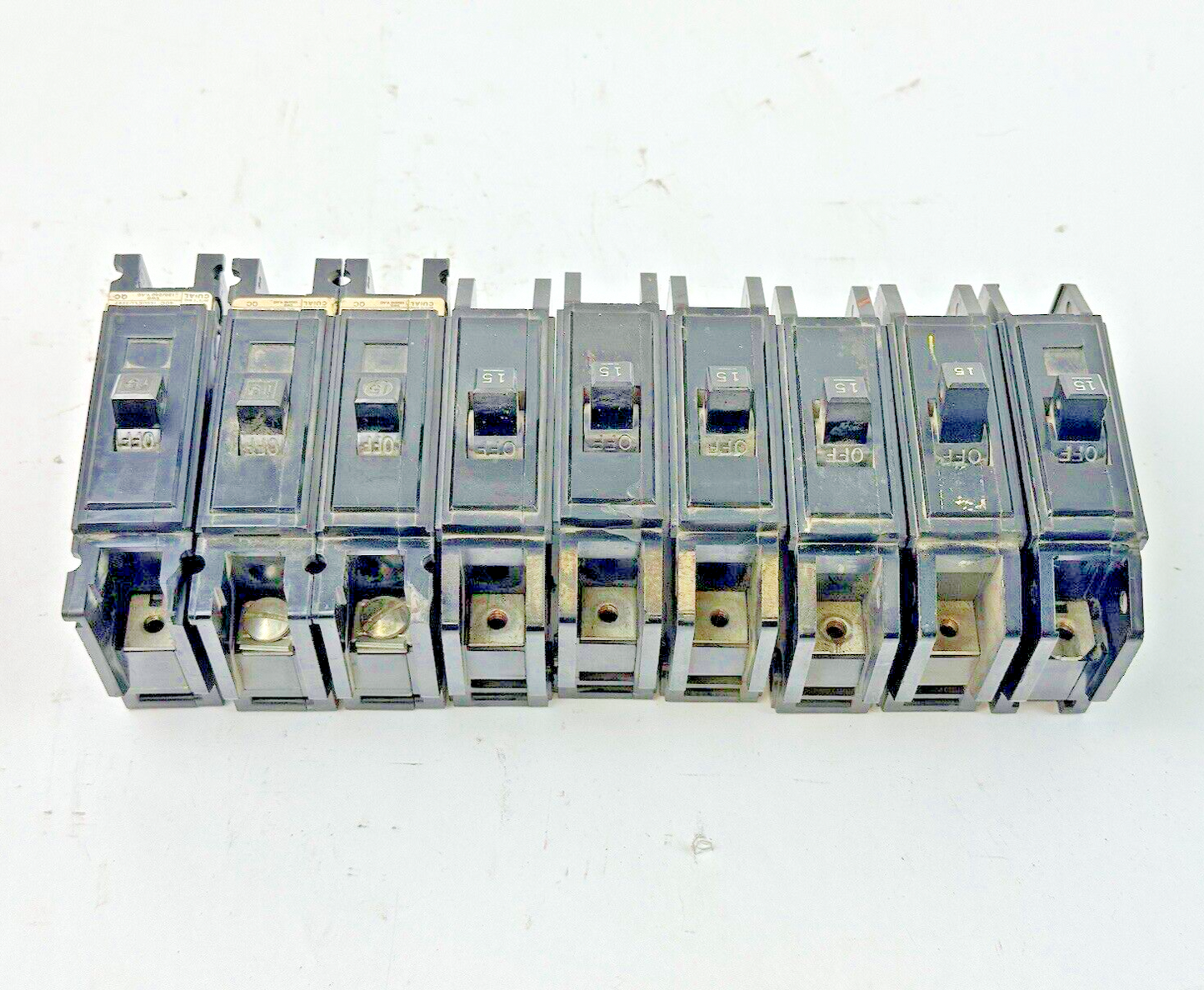 WESTINGHOUSE *LOT OF 9* - QC1015 - CIRCUIT BREAKER 1 POLE/15A/120 VAC -NO SCREWS