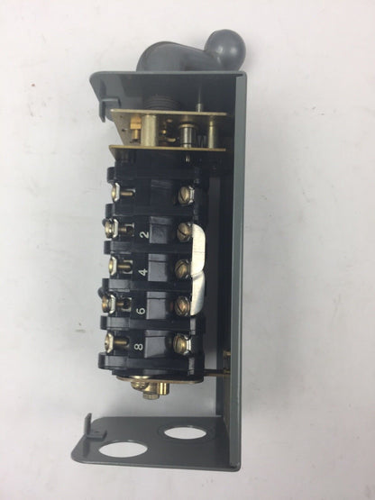 ALLEN BRADLEY 971176 REVERSING DRUM SWITCH 600V SIZE 0