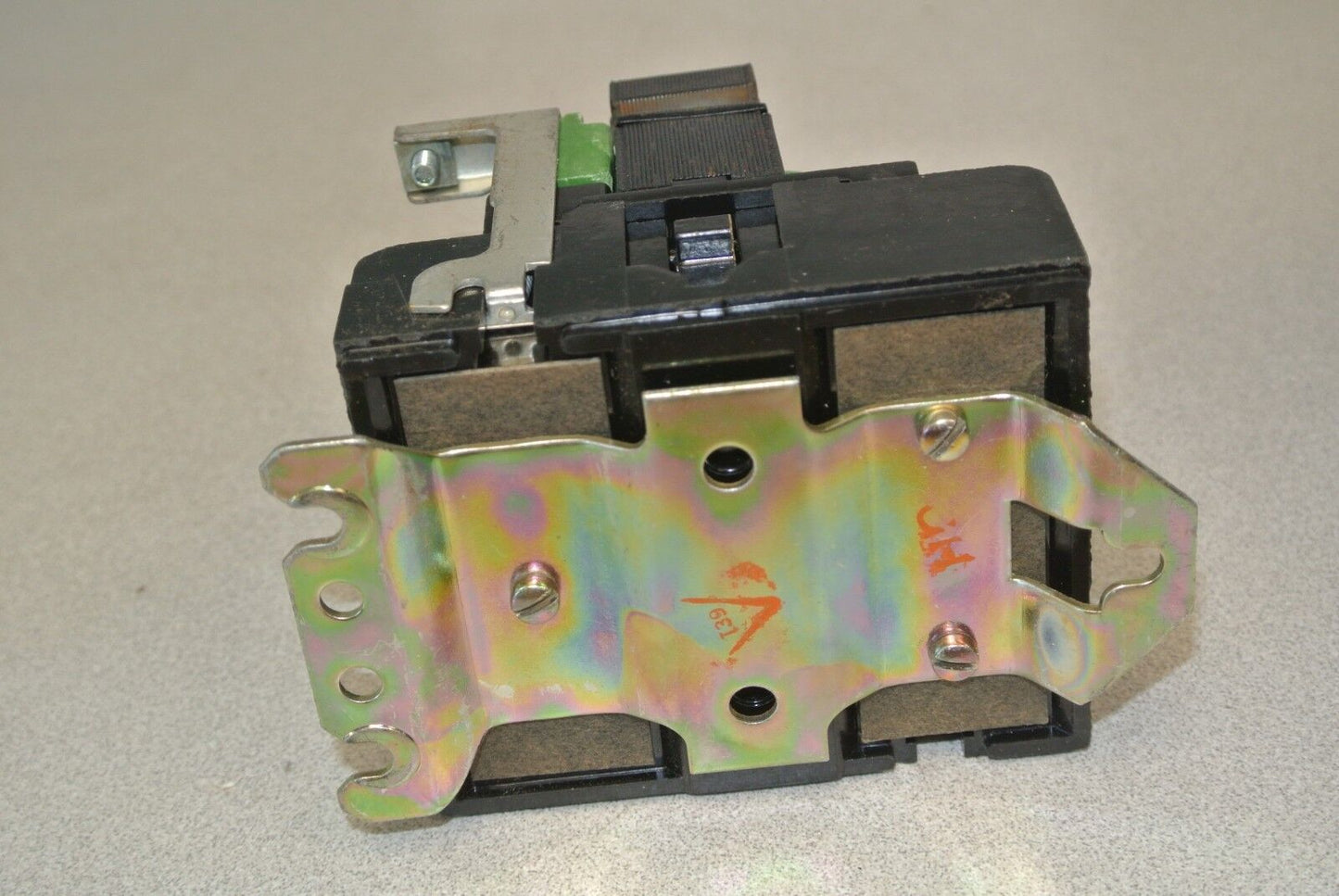 GENERAL ELECTRIC CR105J0 MAGNETIC CONTACTOR / 380V 50Hz, 440V 60Hz / NEW SURPLUS