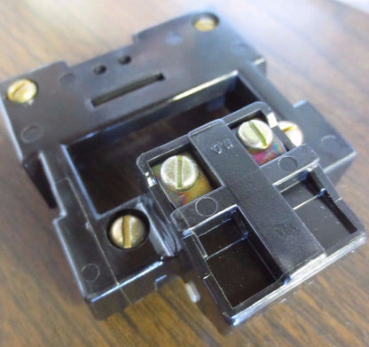 ALLEN-BRADLEY Z-21133 COIL COVER for SIZE 1 & 2 CONTACTORS Series K  NEW SURPLUS