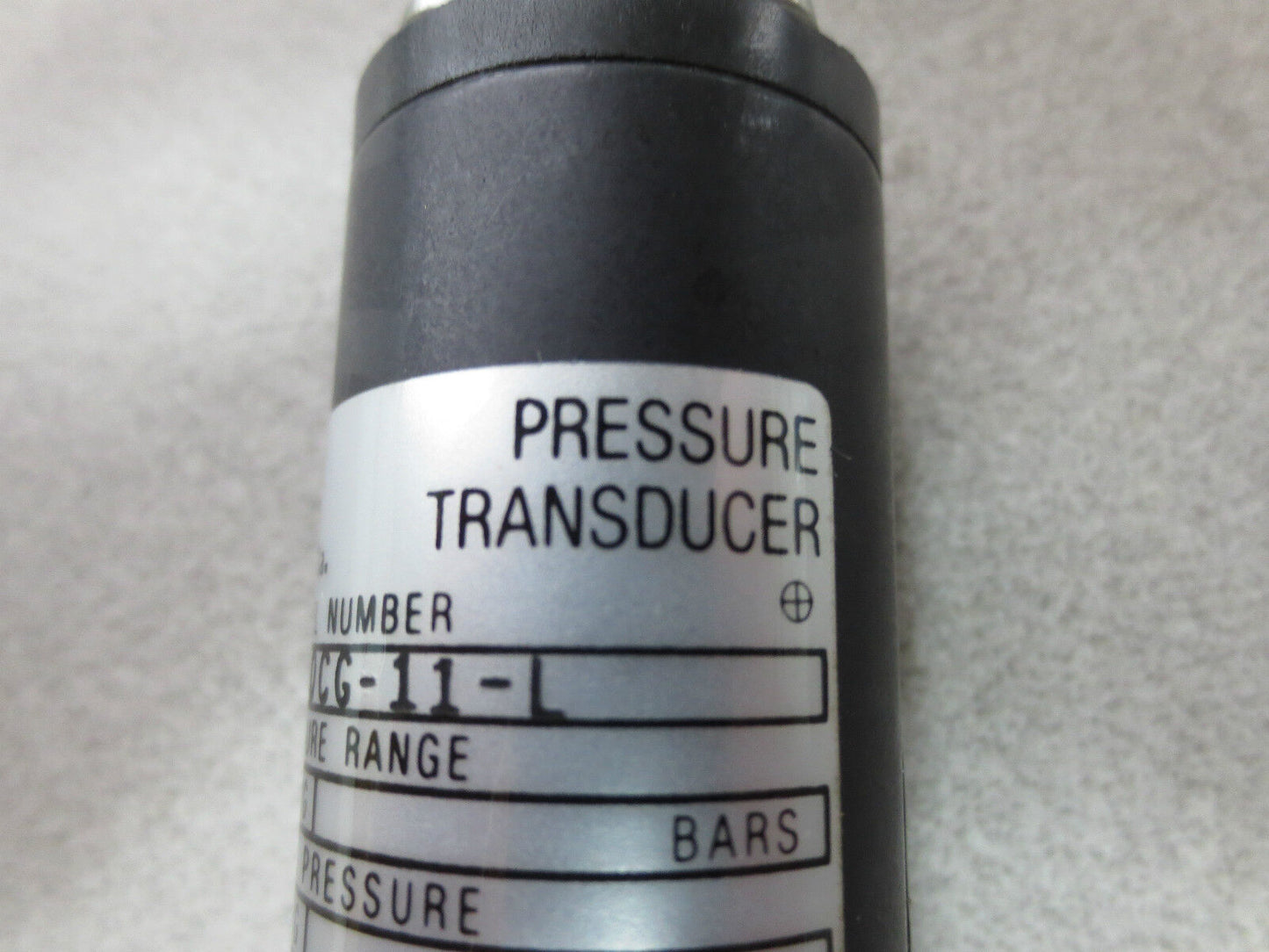 BARKSDALE 305T2-10CG-11-L PRESSURE TRANSDUCER RANGE 0-1000psig 12-67VDC 4-20mA