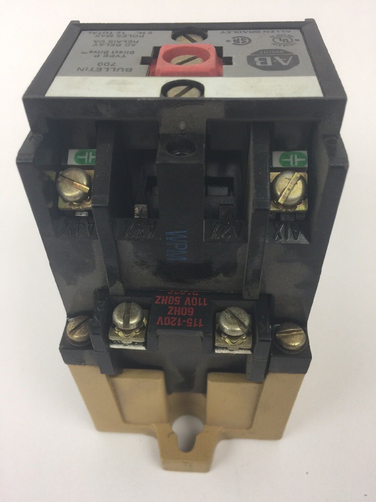 ALLEN BRADLEY 700-P200A1 AC RELAY SER B 115-120V 60HZ 110V 50HZ COIL