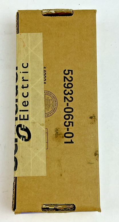 SQUARE D 9422A1 FLANGED MOUNTED  OPERATING HANDLE SER.B 6IN