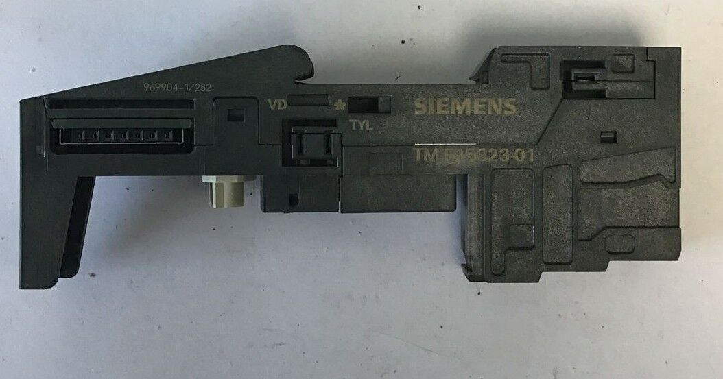 SIEMENS TM-E15C23-01 TERMINAL MODULE UNIT ***LOTOF2***