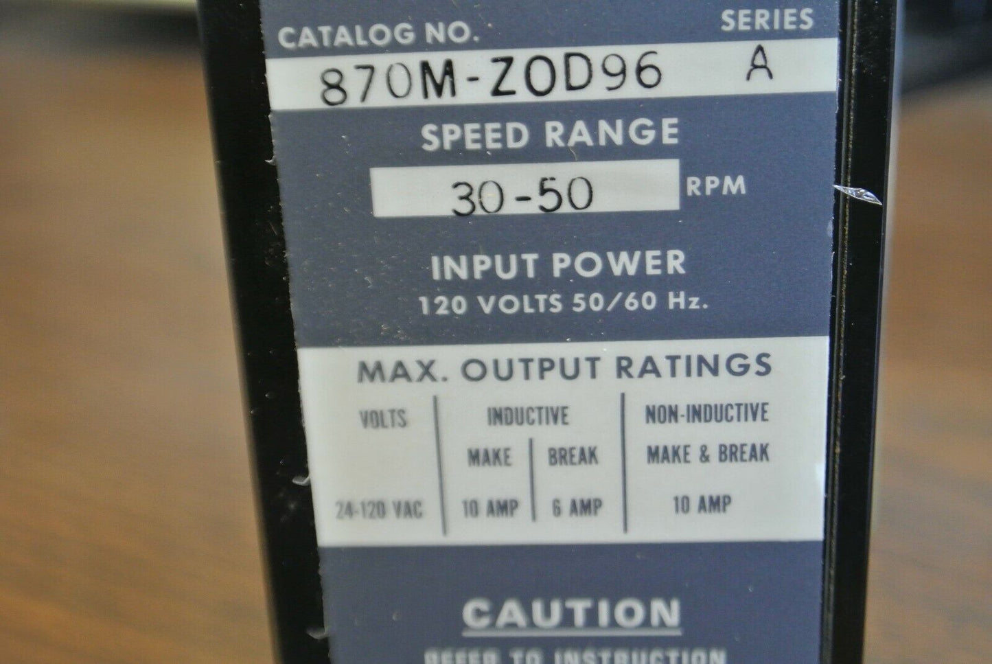 ALLEN-BRADLEY 870M-ZOD96 Ser. A / MOTION DETECTOR 30-50 RPM / 120V / NEW SURPLUS