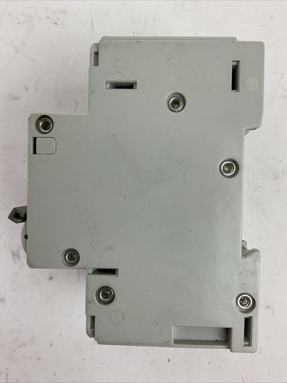 ALLEN BRADLEY 1492-CB3G030 MANUAL MOTOR CONTROLLER 3A 1-1/2HP 3P 480Y/277VAC SER