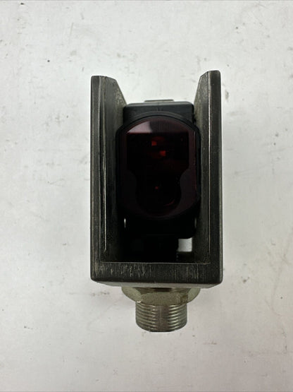 BANNER SMBQS30YL QS30FF600Q PHOTOELECTRIC SENSOT 10-30VDC