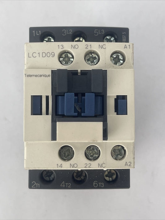 TELEMECANIQUE LC1 D09 CONTACTOR 25A 600VAC 7.5HP COIL 24V 50/60HZ