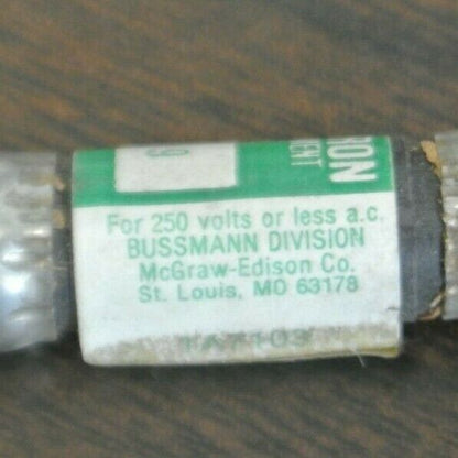 LOT of 4 / BUSS FNM-9 FUSETRON DUAL-ELEMENT FUSE / 9A / 250V / NEW SURPLUS