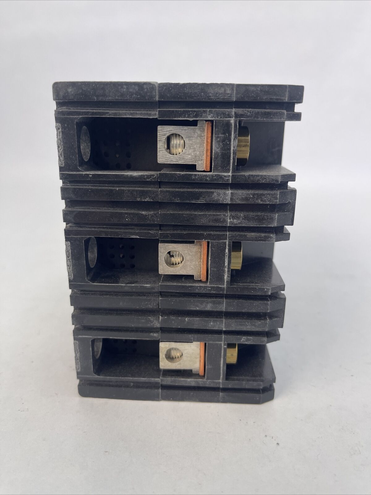 SQUARE D FAL34020CL CIRCUIT BREAKER 20AMP 480VAC 250VDC 3POLE SER 2 *MISSING KEY