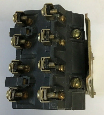ALLEN BRADLEY 702-A0D93 OVERLOAD RELAY SER.K 575V 5HP W/70A83 220V/50HZ COIL