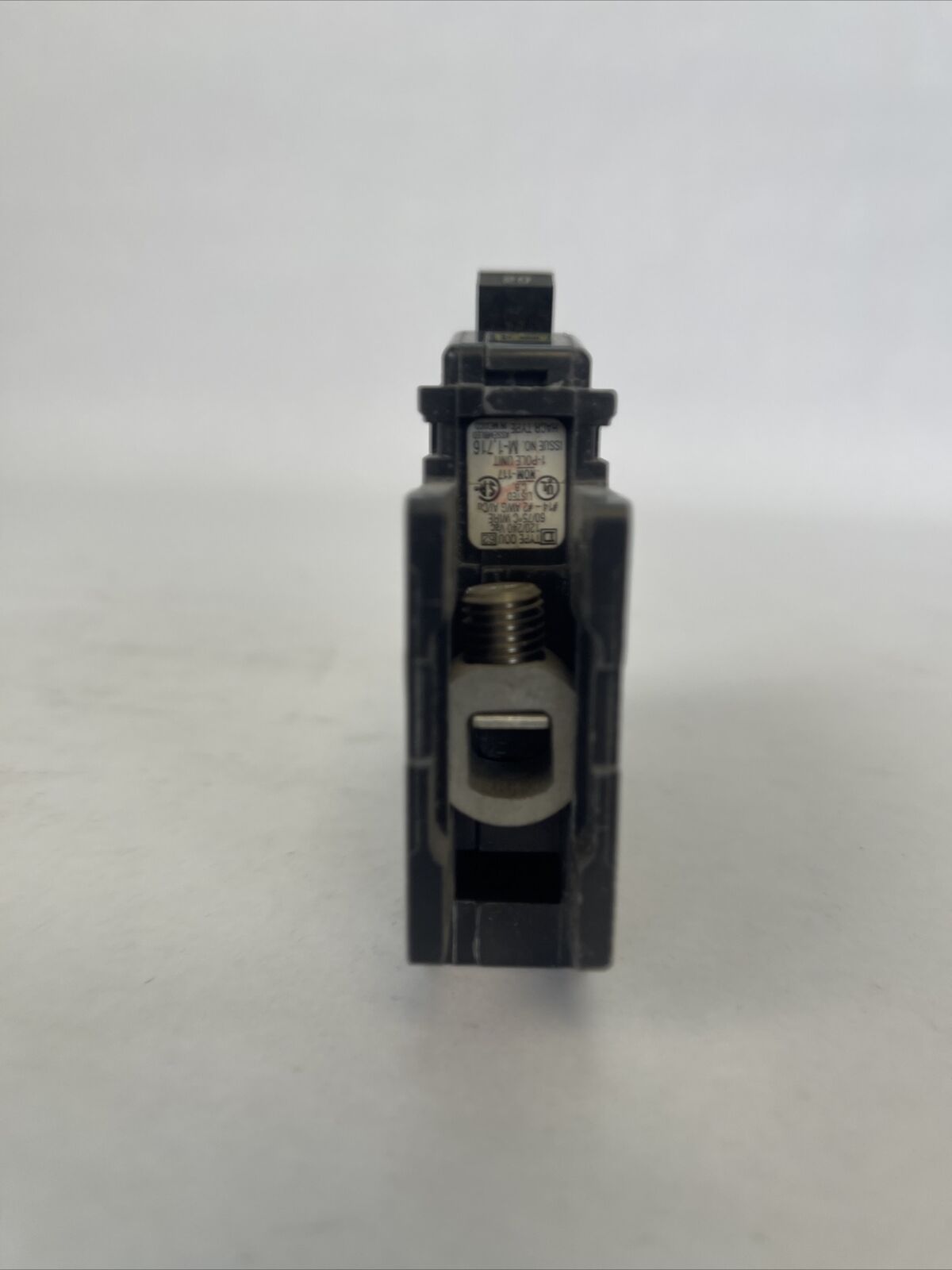 SQUARE D QOU120 CIRCUIT BREAKER 1POLE 20AMP 120/240VAC HACR TYPE YELLOW D