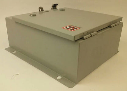 CUTLER HAMMER ECL04C1A8A SERIES A1 LIGHTING CONTACTOR TYPE 1 ENCL A202K1DAM