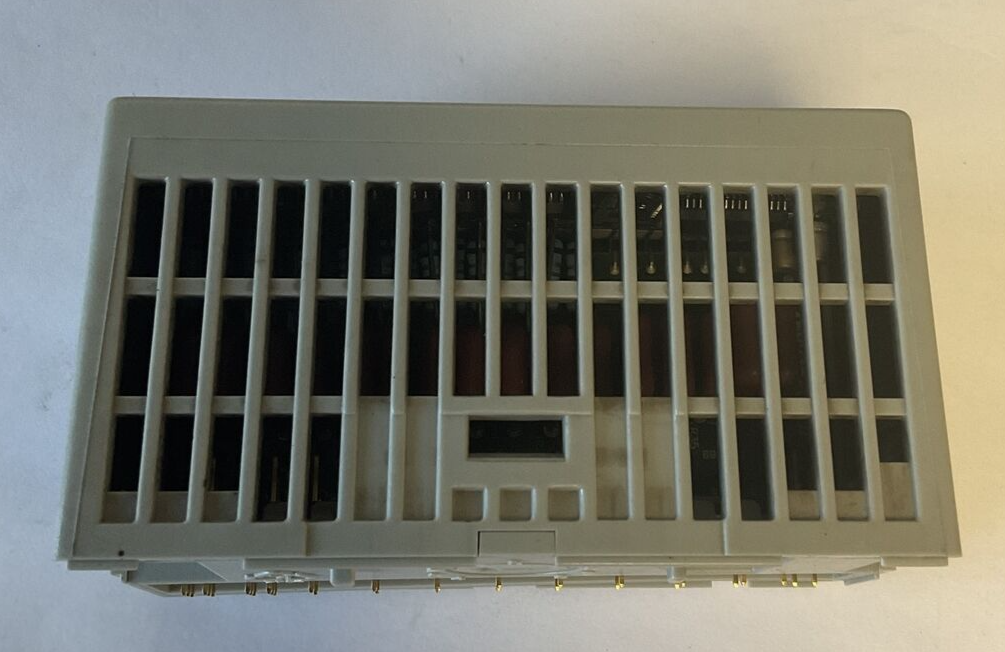 ALLEN BRADLEY 1794-IA16 INPUT 120VAC  SER.A REV.A01