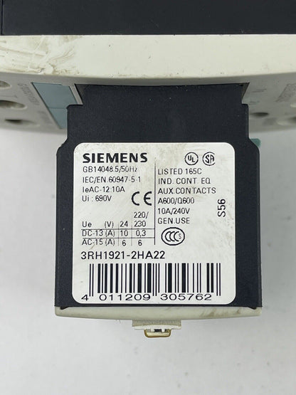 SIEMENS 3RT1036-3BB40 - CONTACTOR - W/ 3RH1921-2HA22 AUX BLOCK AND 3RT1926-1BB00