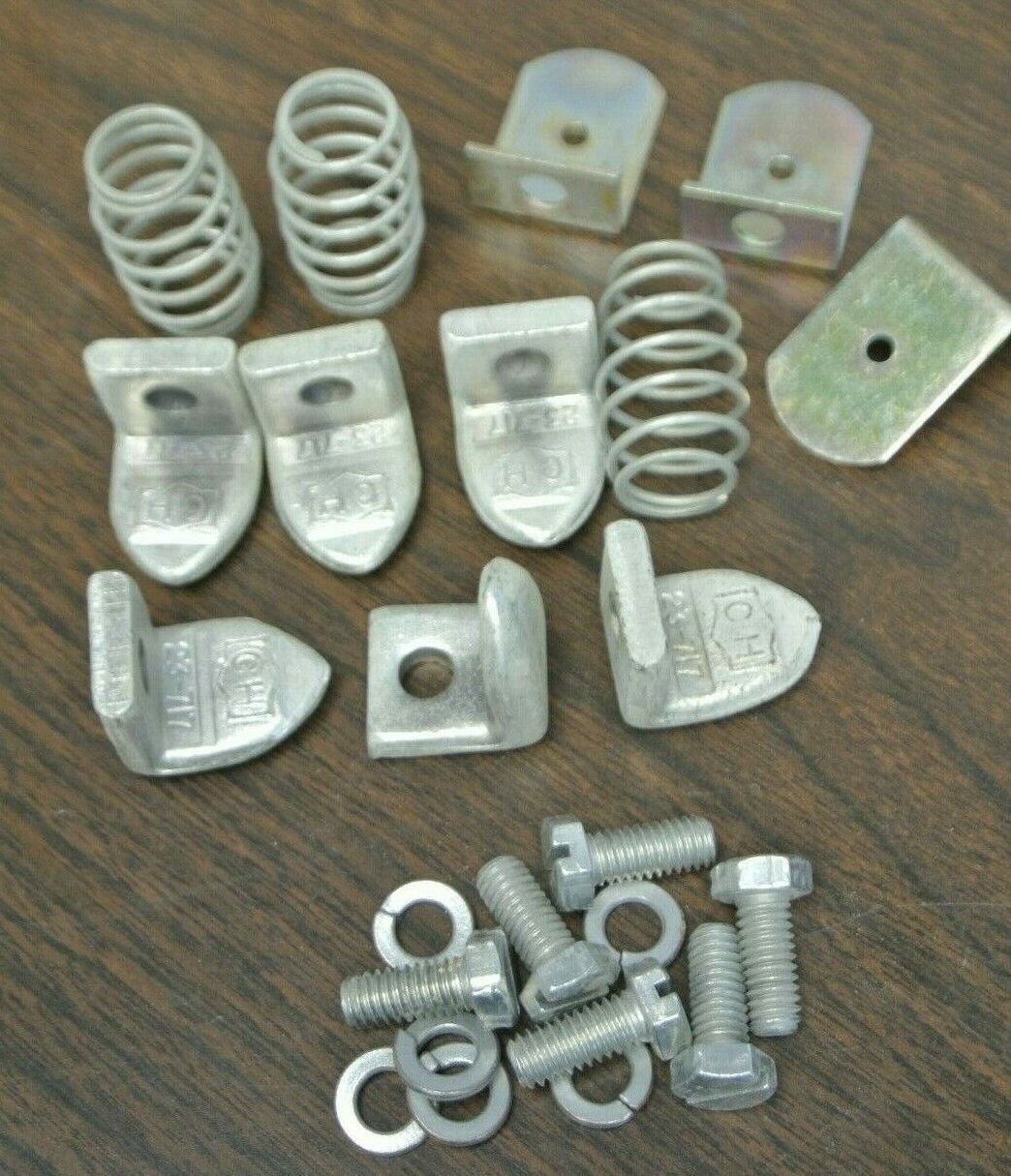 CUTLER-HAMMER 6-108 CONTACT KIT / NEW