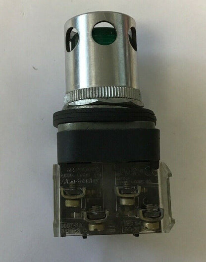 ALLEN BRADLEY 800T-QB24 SER T 24VAC/VDC PUSH BUTTON GREEN