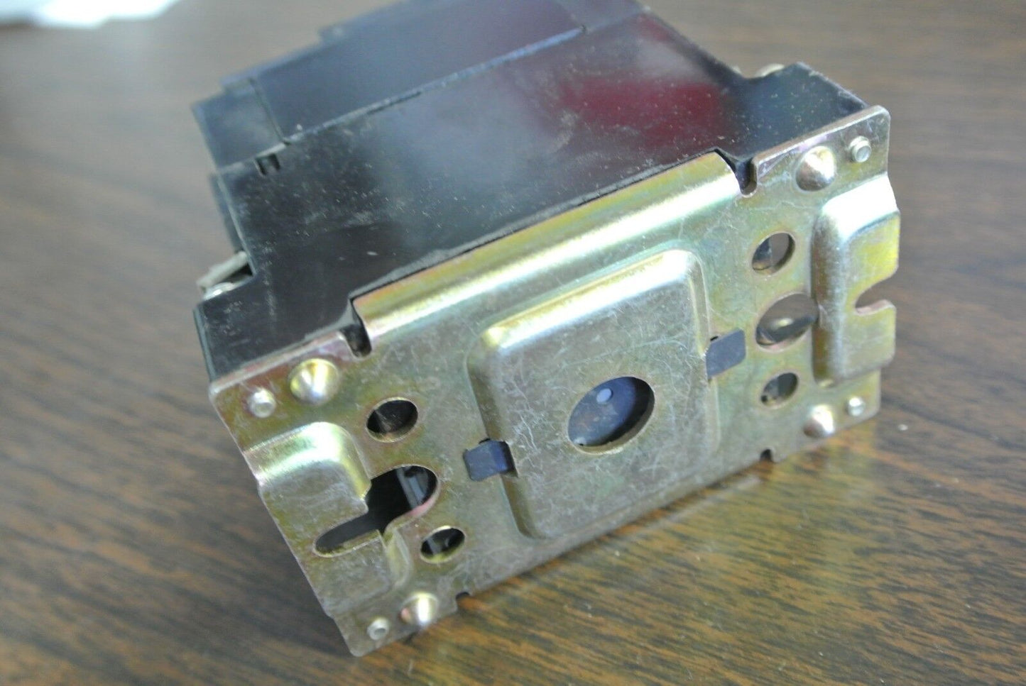 ALLEN-BRADLEY 700-RM110A1 - AC CONTROL RELAY - 120V, 60Hz - NEW SURPLUS