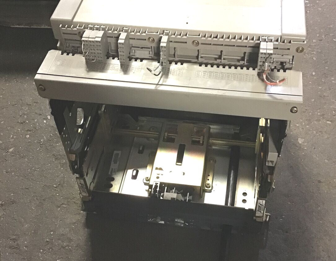 SQUARE D CWLHVV9AXAXBXXXFXX MASTERPACT CRADLE CHASSIS SYSTEM 1600A