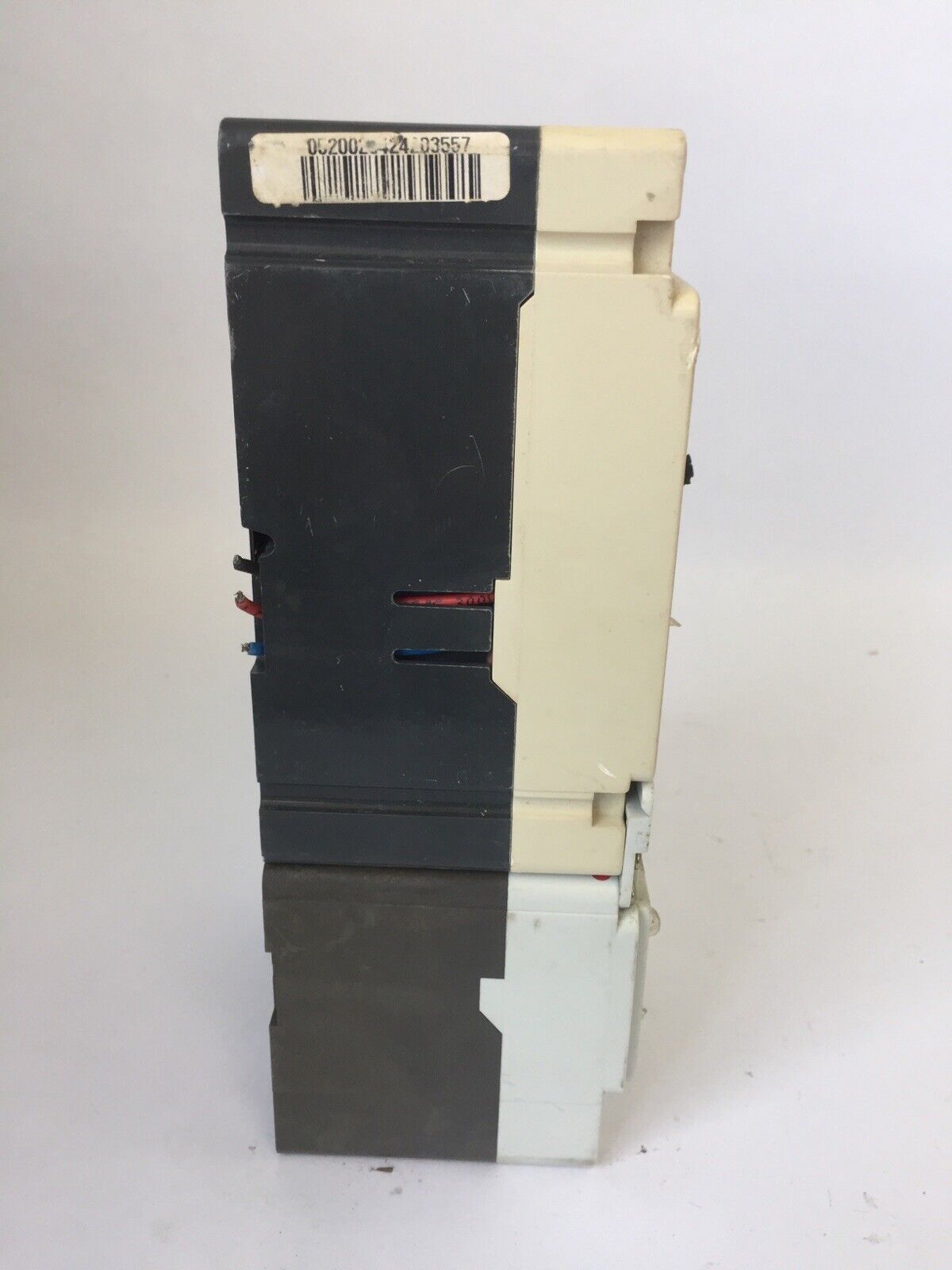 CUTLER HAMMER ELFD3125L CIRCUIT BREAKER SER C 125A 480VAC 3P ELD143 GROUND FAULT