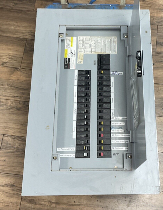 GENERAL ELECTRIC AQF3301ATX PANELBOARD 125A 3PH 208Y/120VOLTS