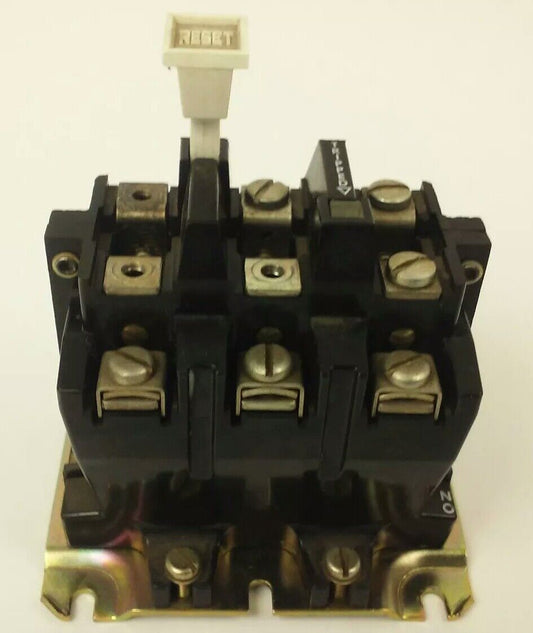 ALLEN BRADLEY 592-BOW16 SER. B OVERLOAD RELAY, 120-600V, W/ 595-A02 SER. A A600
